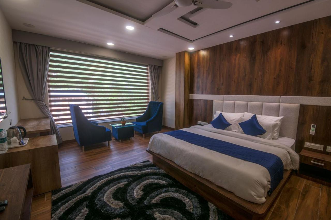 Shivaay Morex- A Vegetarian Hotel Dharamshala Exterior photo